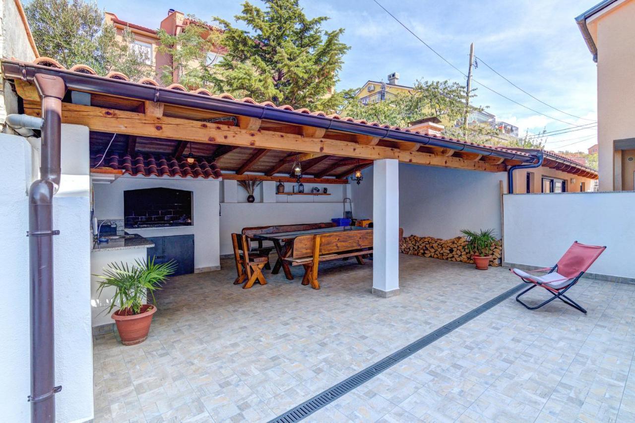 Apartment Marta Senj  Ngoại thất bức ảnh